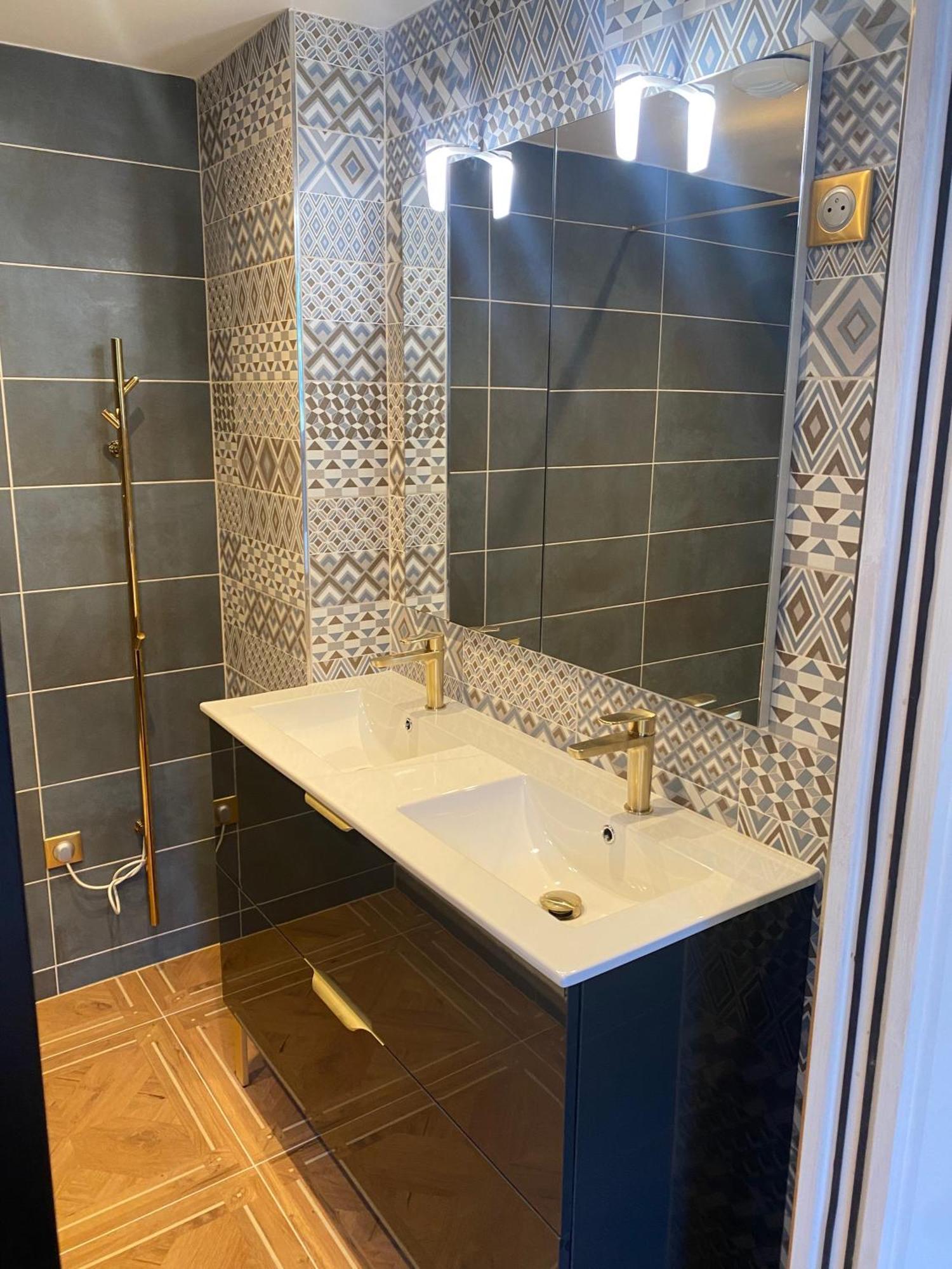 Hdg Hotel Gare De L'Isle Adam Appart'S Hotel Parmain Εξωτερικό φωτογραφία