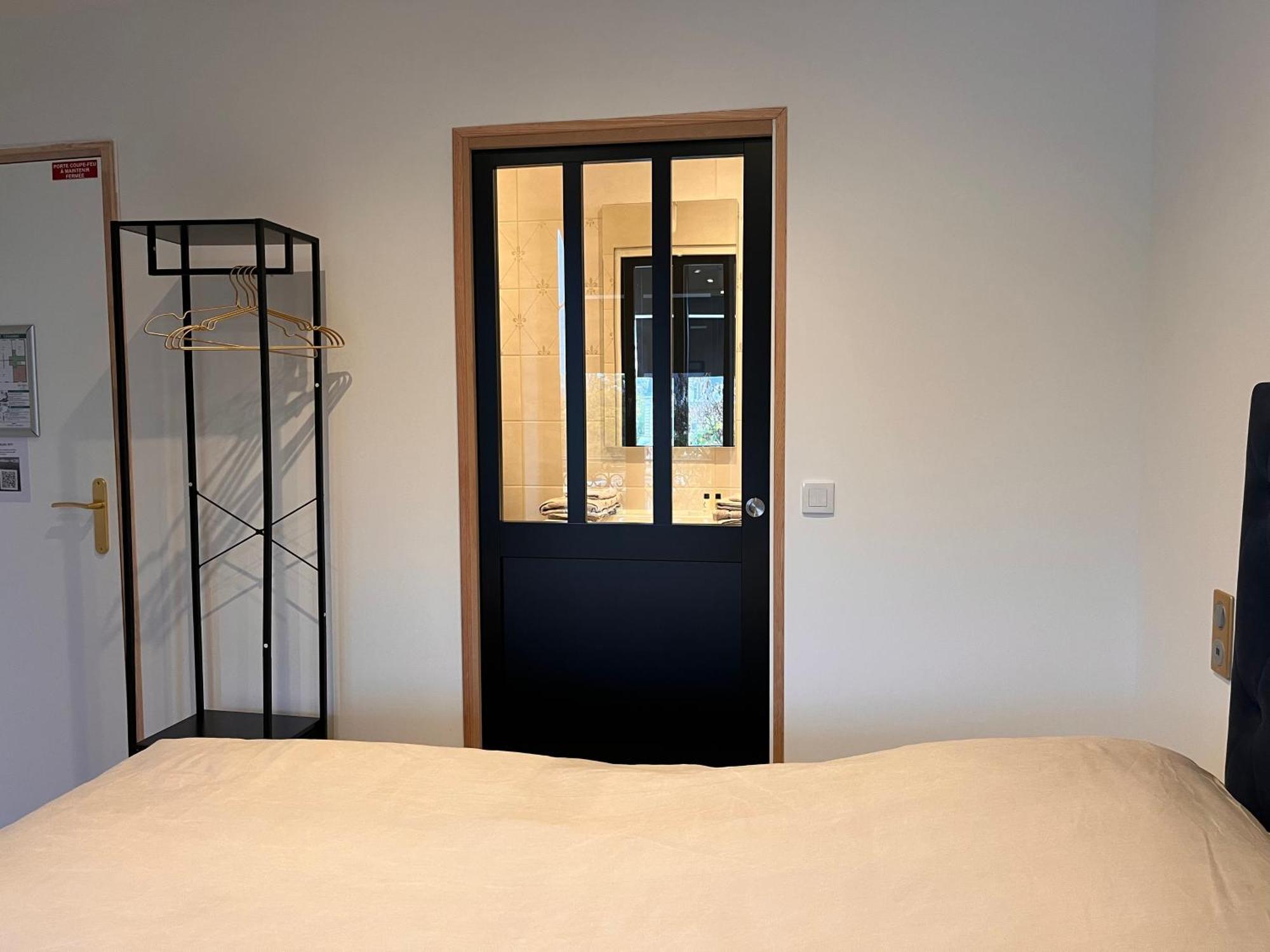 Hdg Hotel Gare De L'Isle Adam Appart'S Hotel Parmain Εξωτερικό φωτογραφία