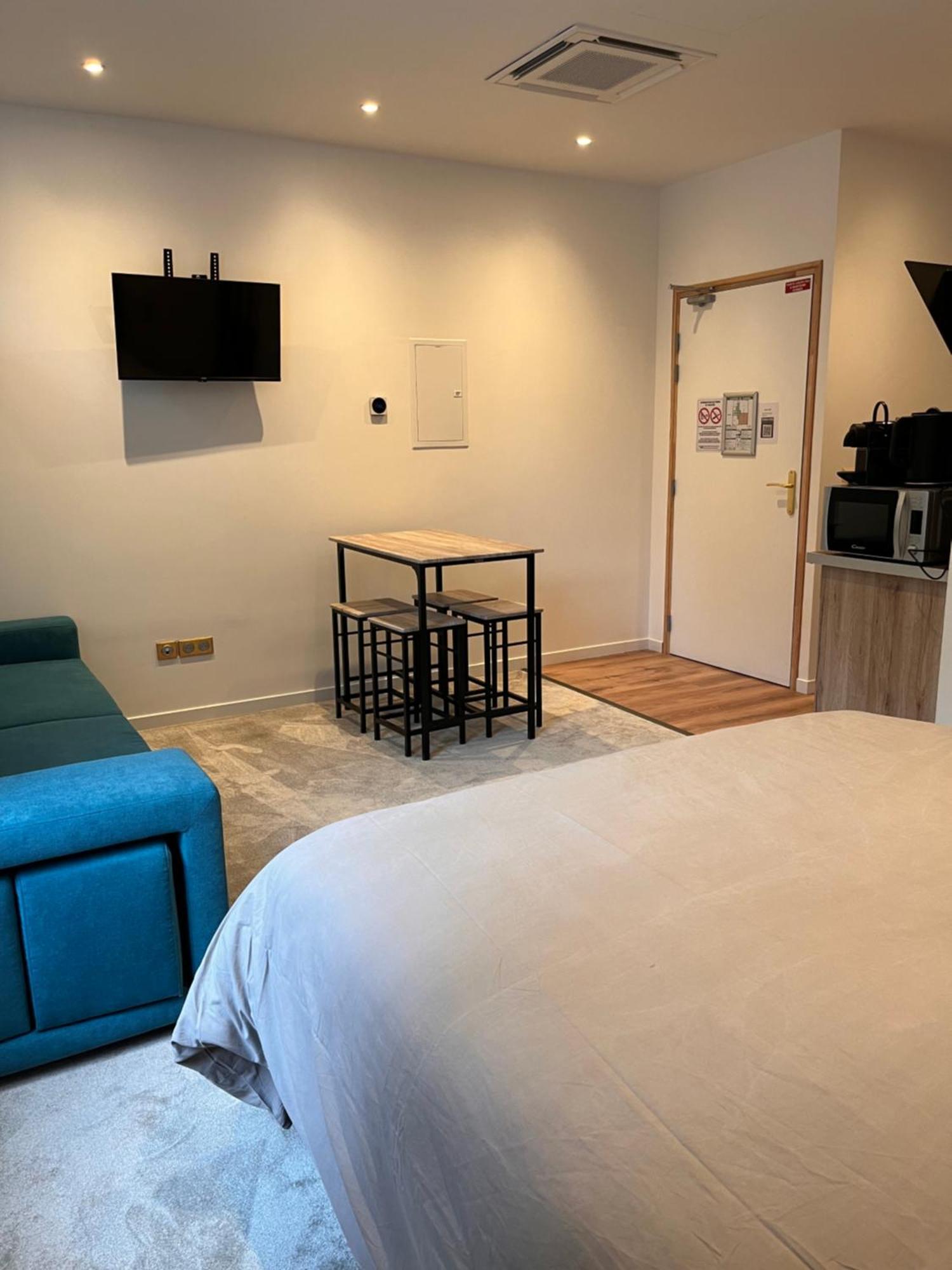 Hdg Hotel Gare De L'Isle Adam Appart'S Hotel Parmain Εξωτερικό φωτογραφία