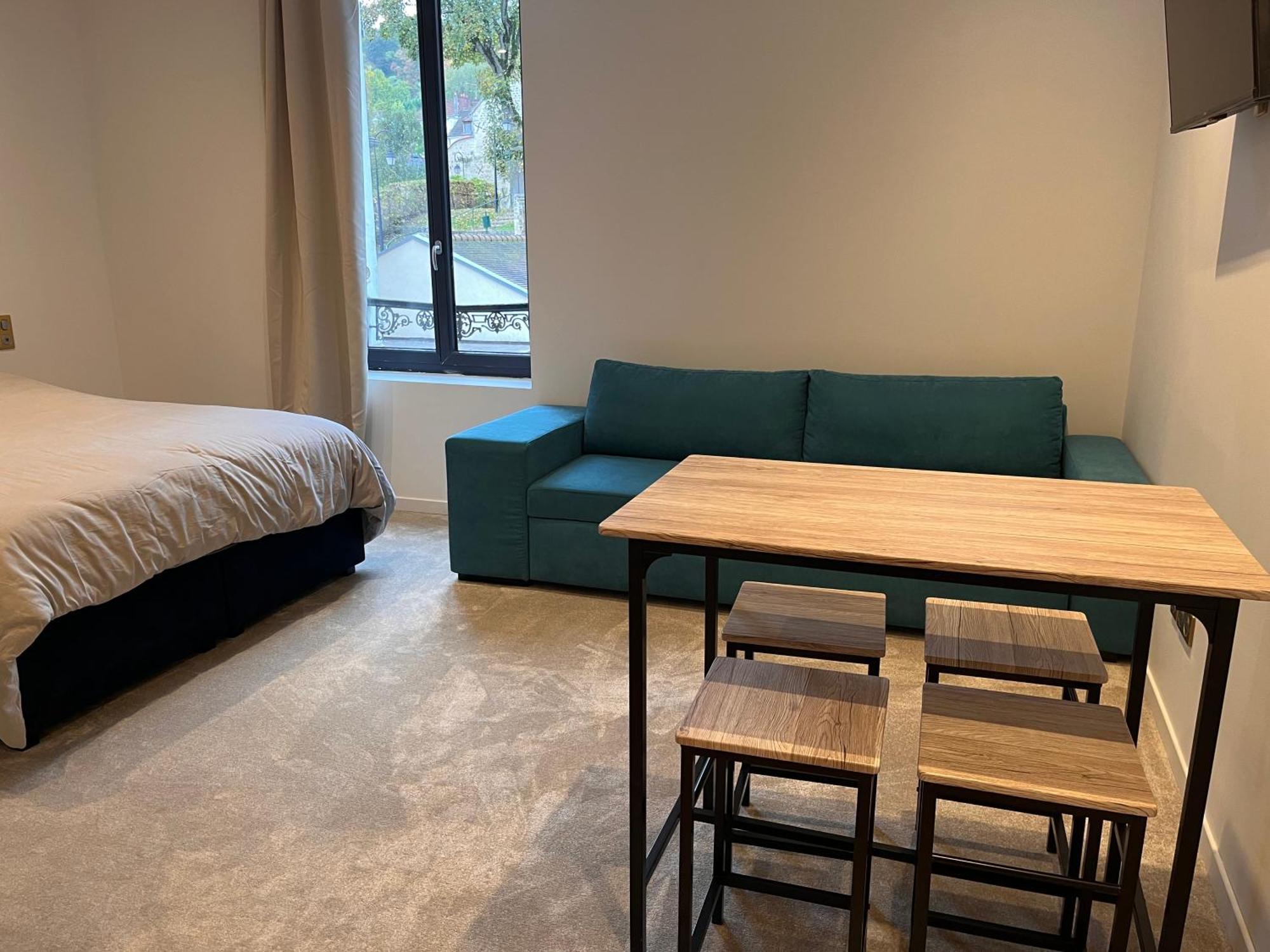 Hdg Hotel Gare De L'Isle Adam Appart'S Hotel Parmain Εξωτερικό φωτογραφία