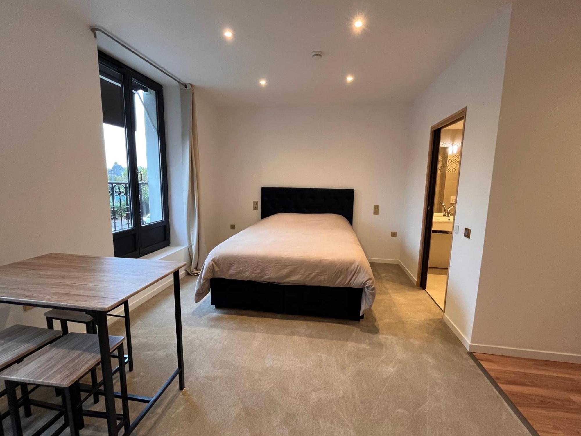 Hdg Hotel Gare De L'Isle Adam Appart'S Hotel Parmain Εξωτερικό φωτογραφία